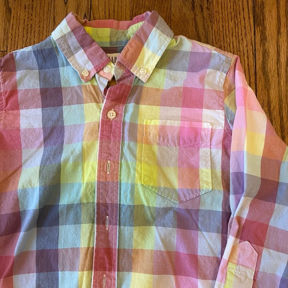🐣 EASTER! Gap Plaid Button Down - Picture 1 of 6